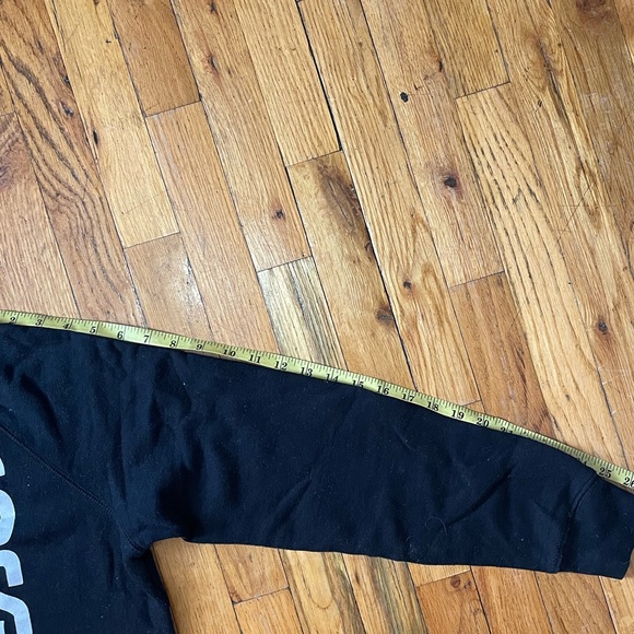 GIRLS GIRLS GIRLS slightly cropped hoodie - Picture 3 of 8